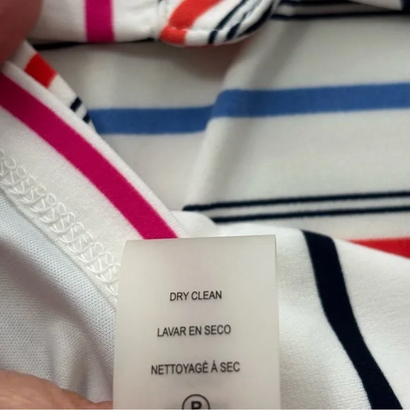 ❤️2/$15 or 3/$21❤️Tommy Hilfiger Striped Sleeveless Button-Down Top, Size L - Picture 12 of 12